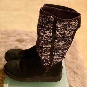 UGG “Camaya” Boot